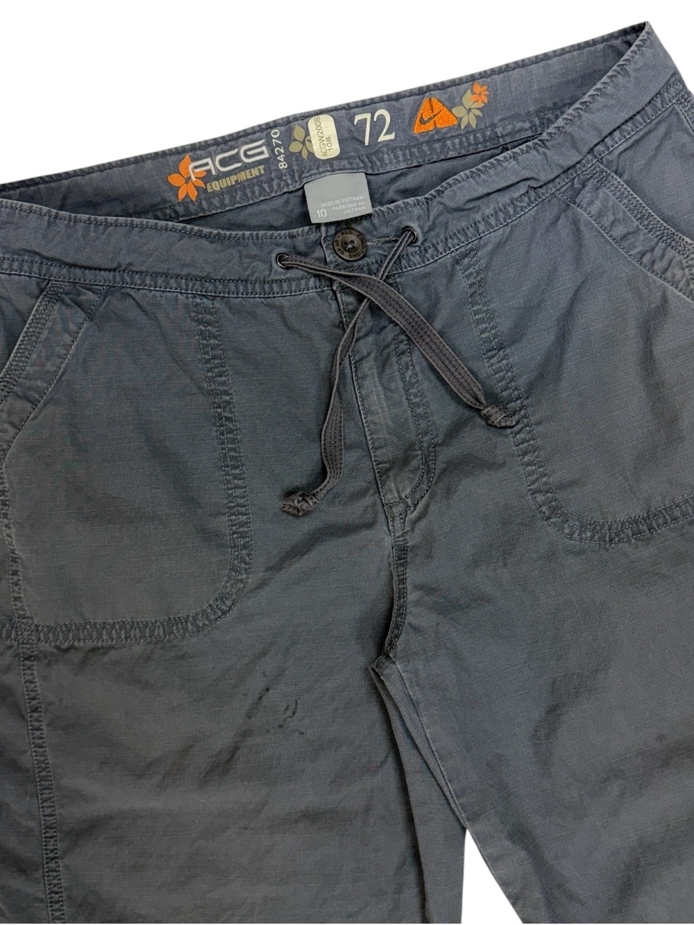 Vintage Nike ACG Pants Womens 10 Grey Ripstop Capri Baggy Sample Y2K Hiking Tech
